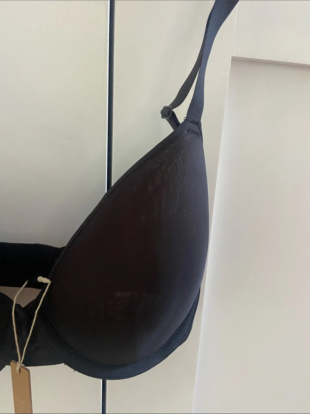 SKIMS Black Seamless T-Shirt Bra
